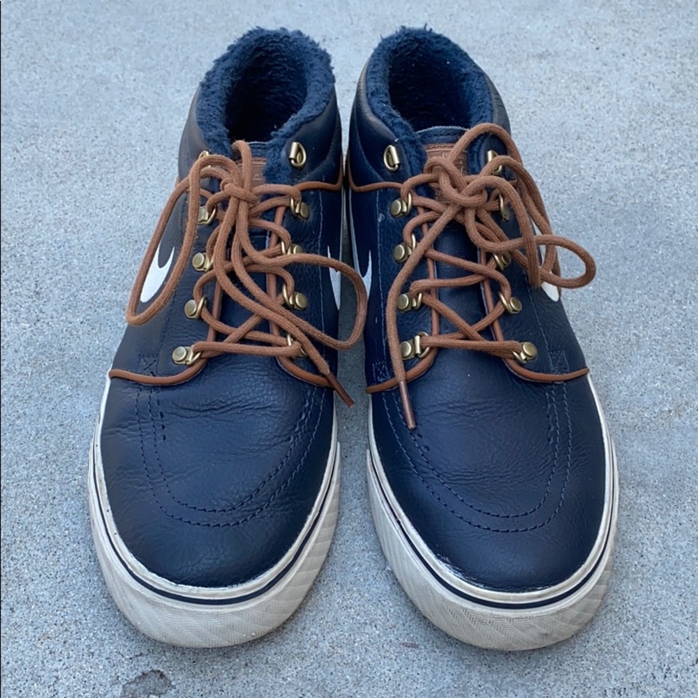 Nike Stefan Janoski Navy Leather Mid Top size 9.5